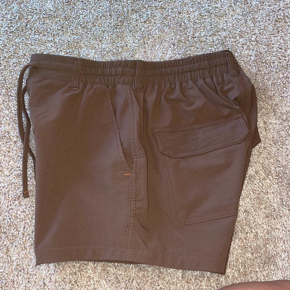 Coala Tree - Women’s Trailhead shorts Size Small-